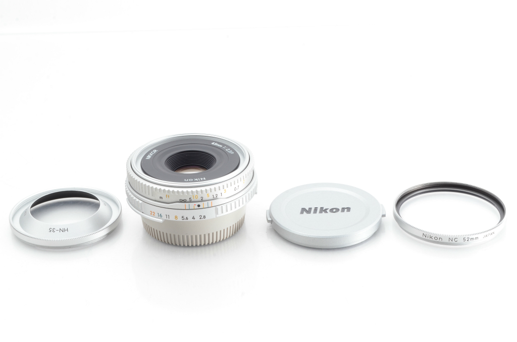 9979 ☆外観極美品!☆Nikon Ai-S Nikkor 45mm F2.8 P シルバー ニコン