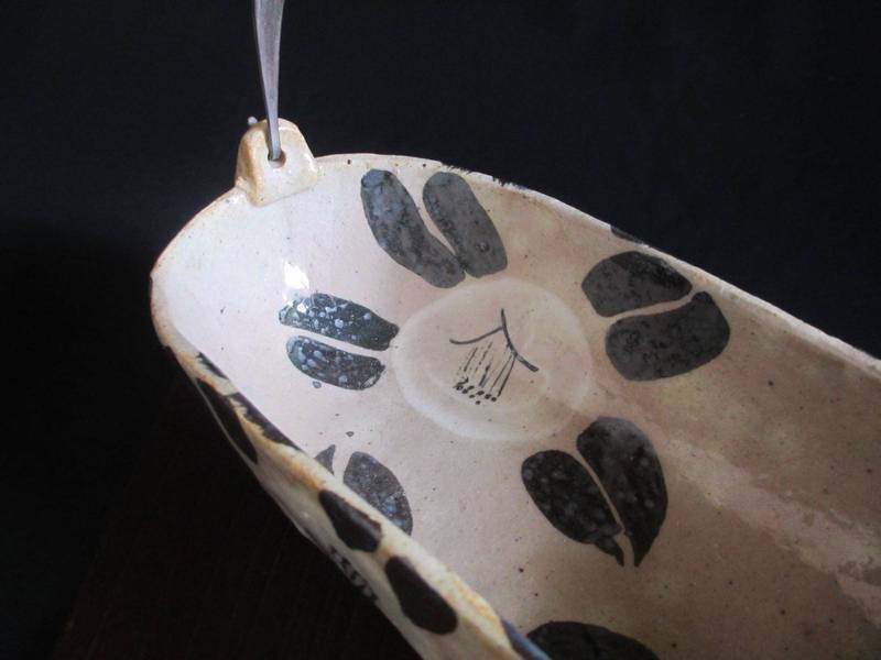酒器 織部志野 椿文 骨酒器 陶芸作家・佐藤和次 酒器 織部志野 椿文 骨酒器 陶芸作家・佐藤和次