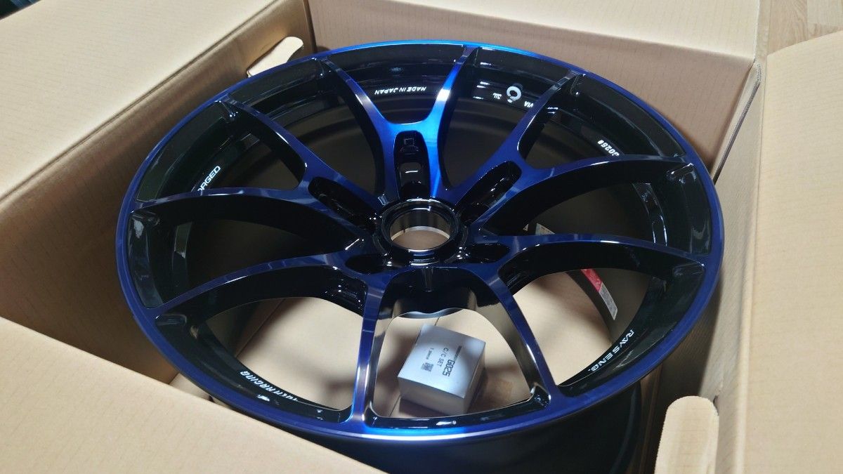 RAYS VOLK RACING G025 18インチ 10J+34 5H PCD120 ダークブルー ②