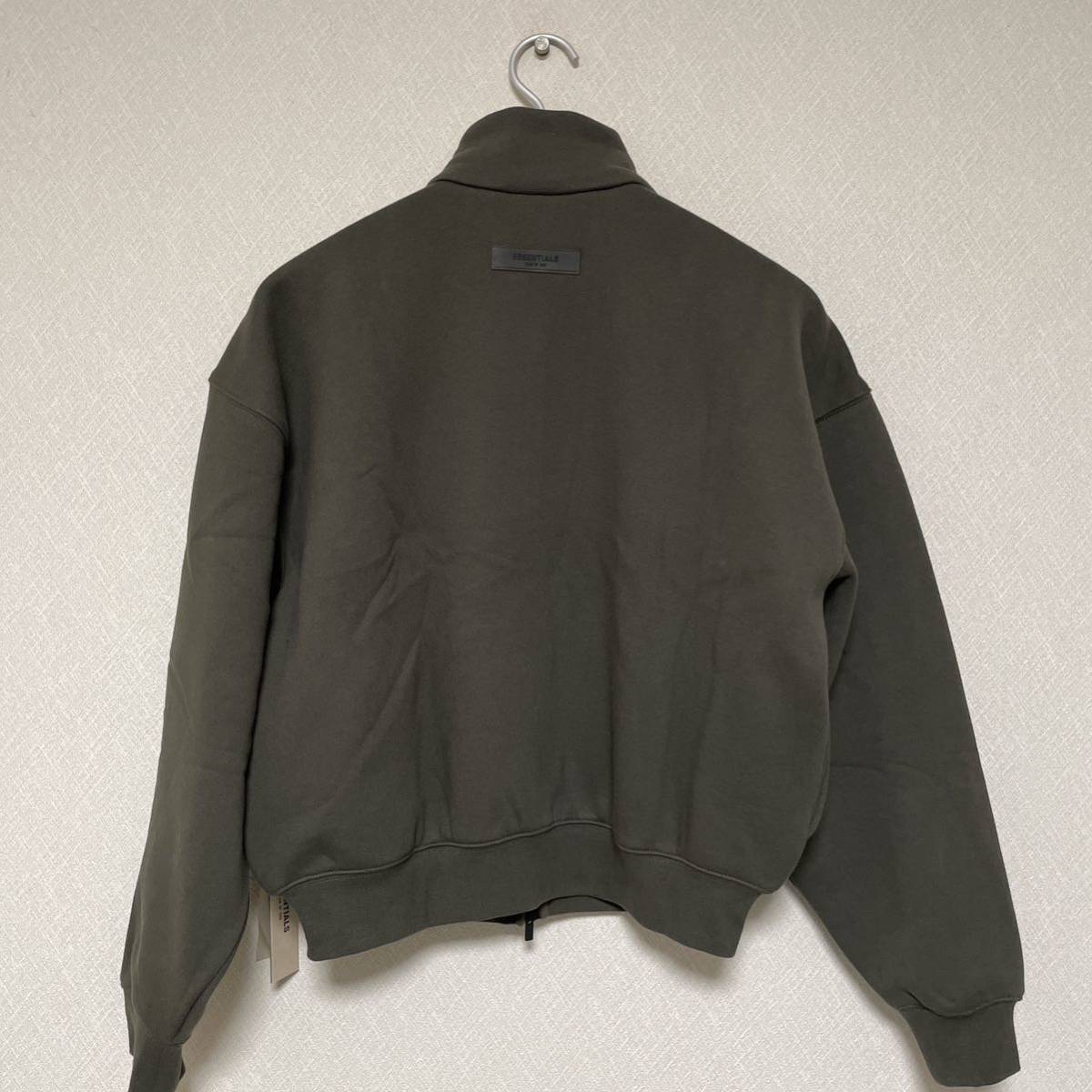 Fear of God Essentials フィア オブ ゴッド エッセンシャルズ