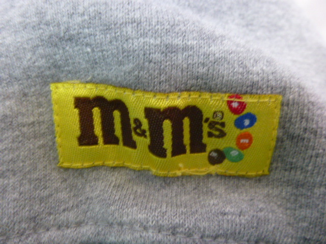 美品 PLANET MARS [M & M'S]のキャラクターがししゅう グレー色で裏起毛 エムアンドエムズ 程度良好 _画像3