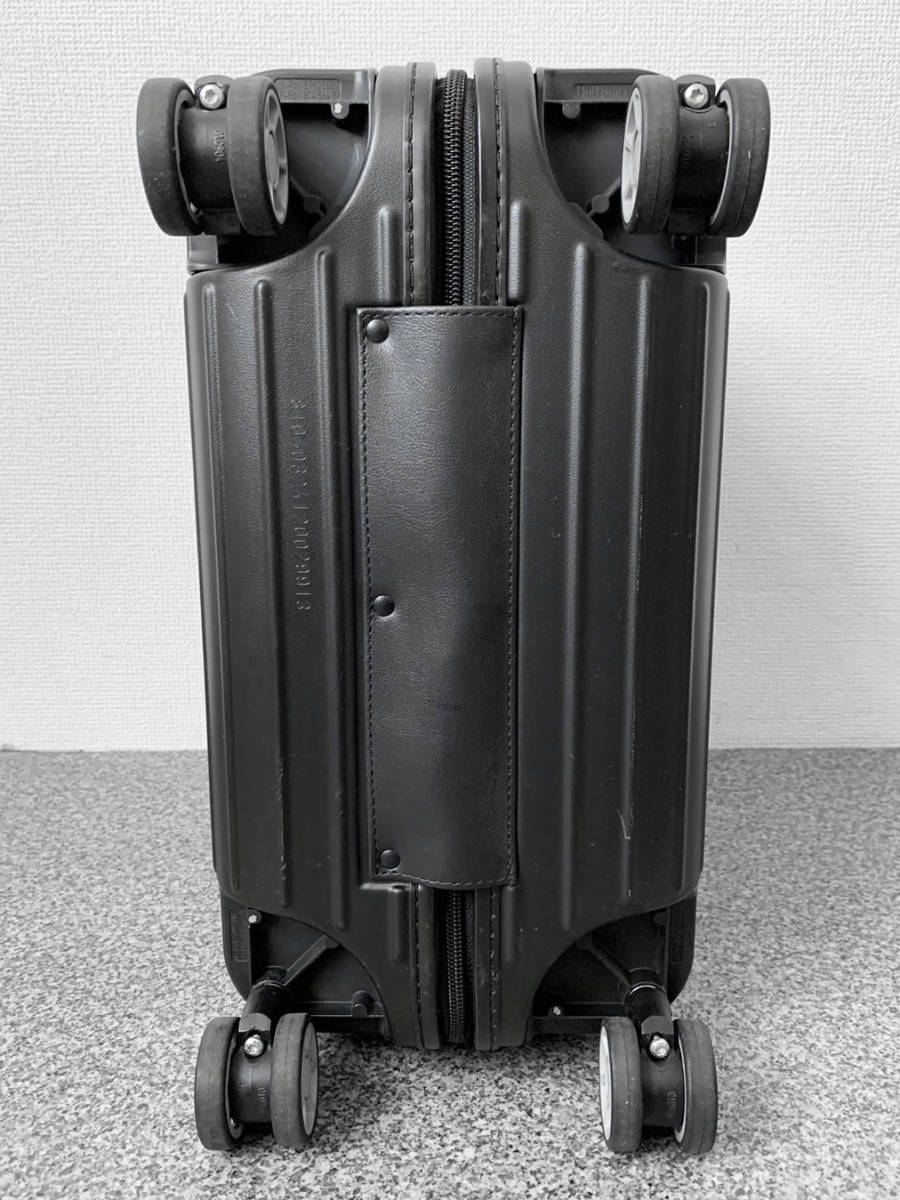 RIMOWA SALSA リモワ サルサ ビジネストロリー 4輪 27L スーツ RIMOWA SALSA リモワ サルサ ビジネストロリー 4輪 27L スーツ