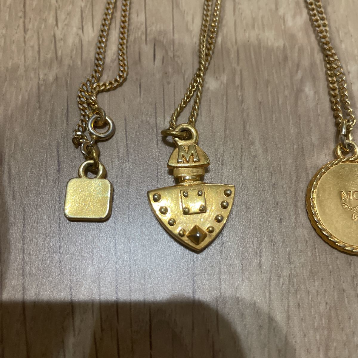 ◆【美品】MCM ネックレス ゴールドカラー 約31g 保管品◆ MCM ネックレスコインネックレス ゴールドカラー ヴィンテージ