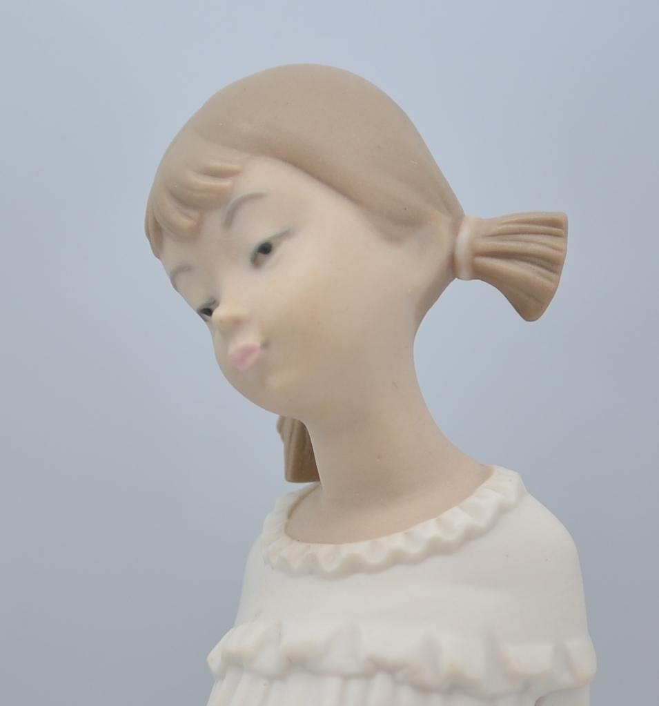 印象のデザイン 薫る花束 #5862 ☆リヤドロ スペイン ポーセリン