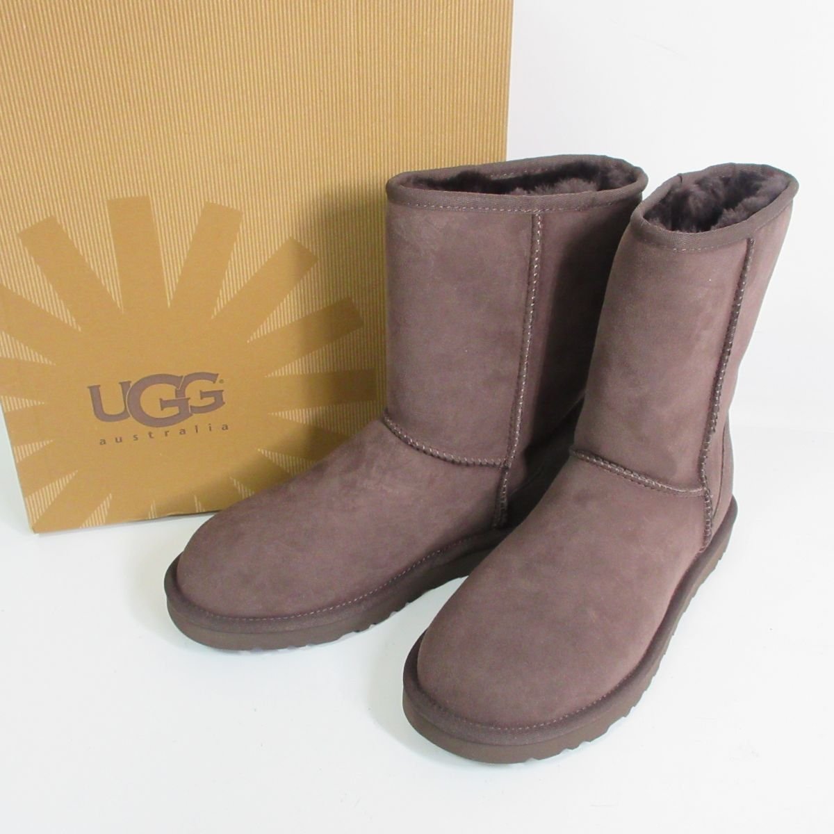 未使用品 UGG アグ シープスキン CLASSIC SHORT クラシック ショート