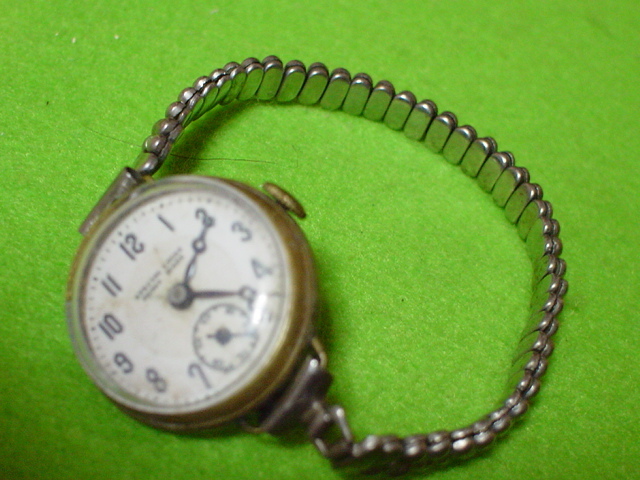 珍品　アンティーク　手巻き式　１５石　SPECIAL　LUCAS　SWISS　 MADE　女性用腕時計_画像2