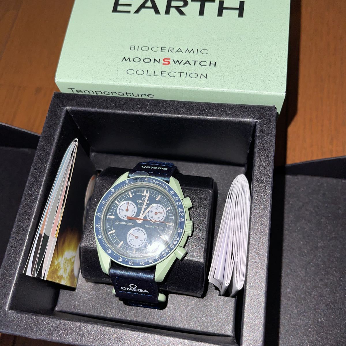 OMEGA ×SWATCH MOONSWATCH MISSION ON EARTH スウォッチ オメガ