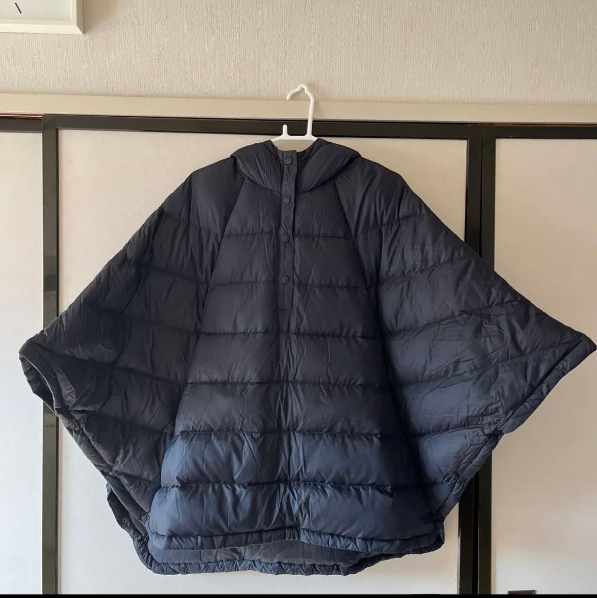 THE NORTH FACE ノースフェイス ピローチョ フード付ダウン THE NORTH FACE ノースフェイス ピローチョ フード付ダウン