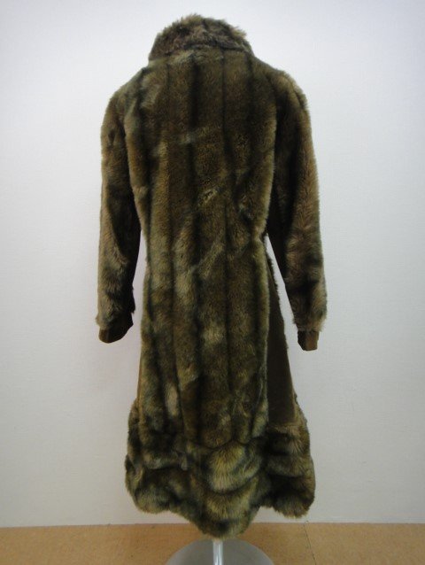 6780*[tissavel] fake fur long coat lady's old clothes 70s VINTAGE England made *