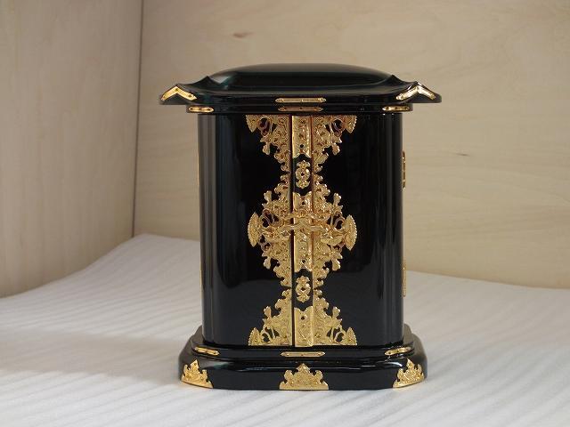 展示品特価販売】黒塗り木瓜厨子5号 国産仏具 木製高級仏具 国産 展示品特価販売】黒塗り木瓜厨子5号 国産仏具 木製高級仏具 国産