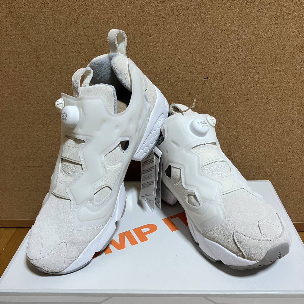 セール通販 Reebok 27.5 新品 Reebok INSTAPUMP FURY OG FW4755の通販 by チャリ坊777's  shop｜リーボックならラクマ