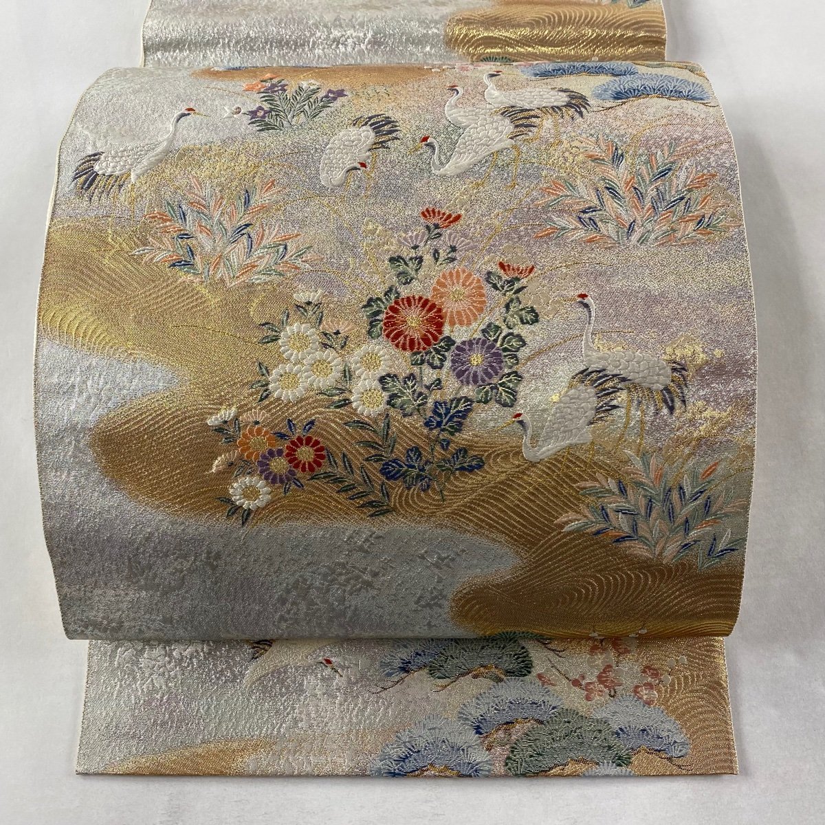 豪奢な 秀品 【競ナビ】袋帯 寿松薫香文 【中古】 正絹 六通 銀色 箔