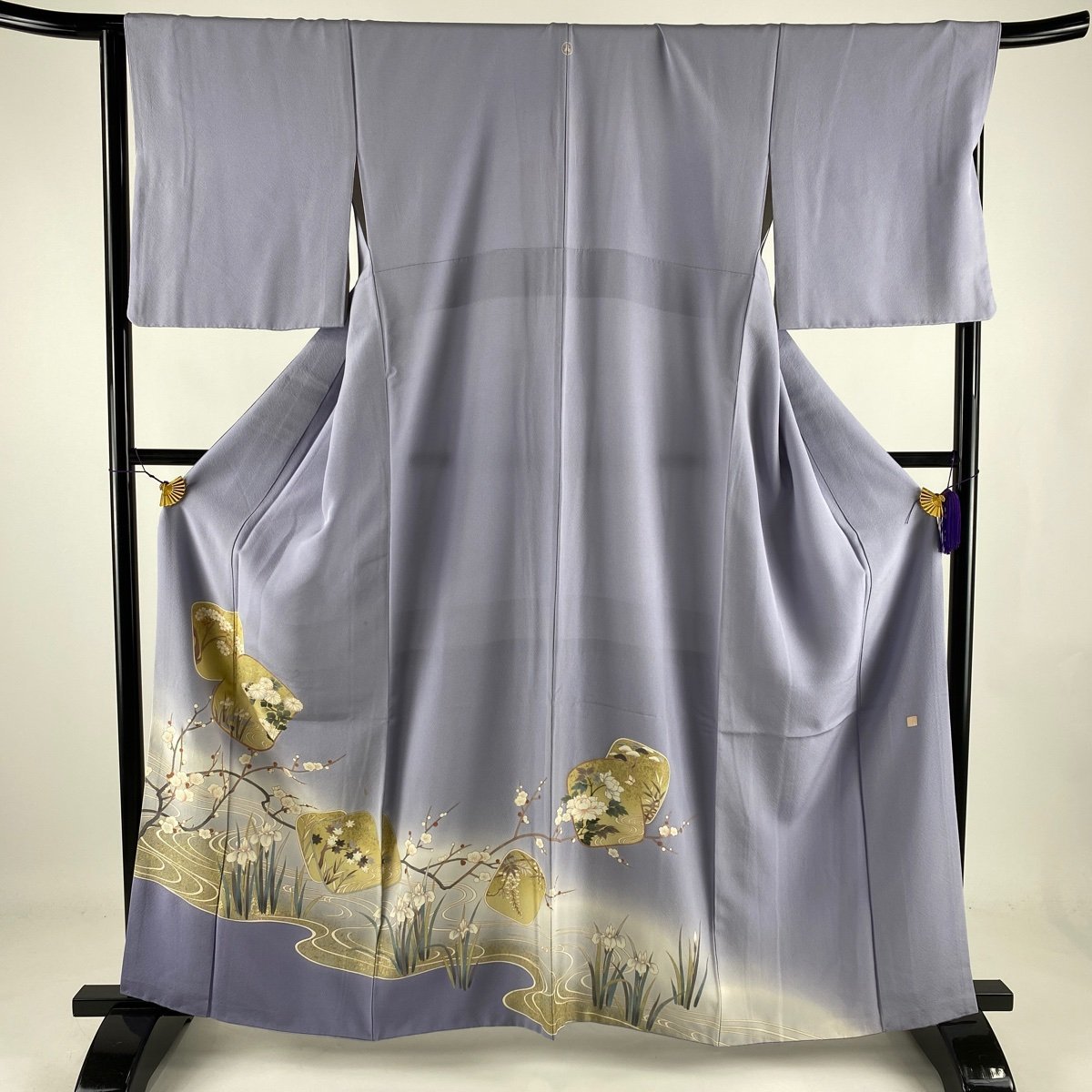 【競ナビ】色留袖 秀品 落款 枝梅 流水 金彩 薄紫 袷 169cm 66cm M 正絹 【中古】_画像1