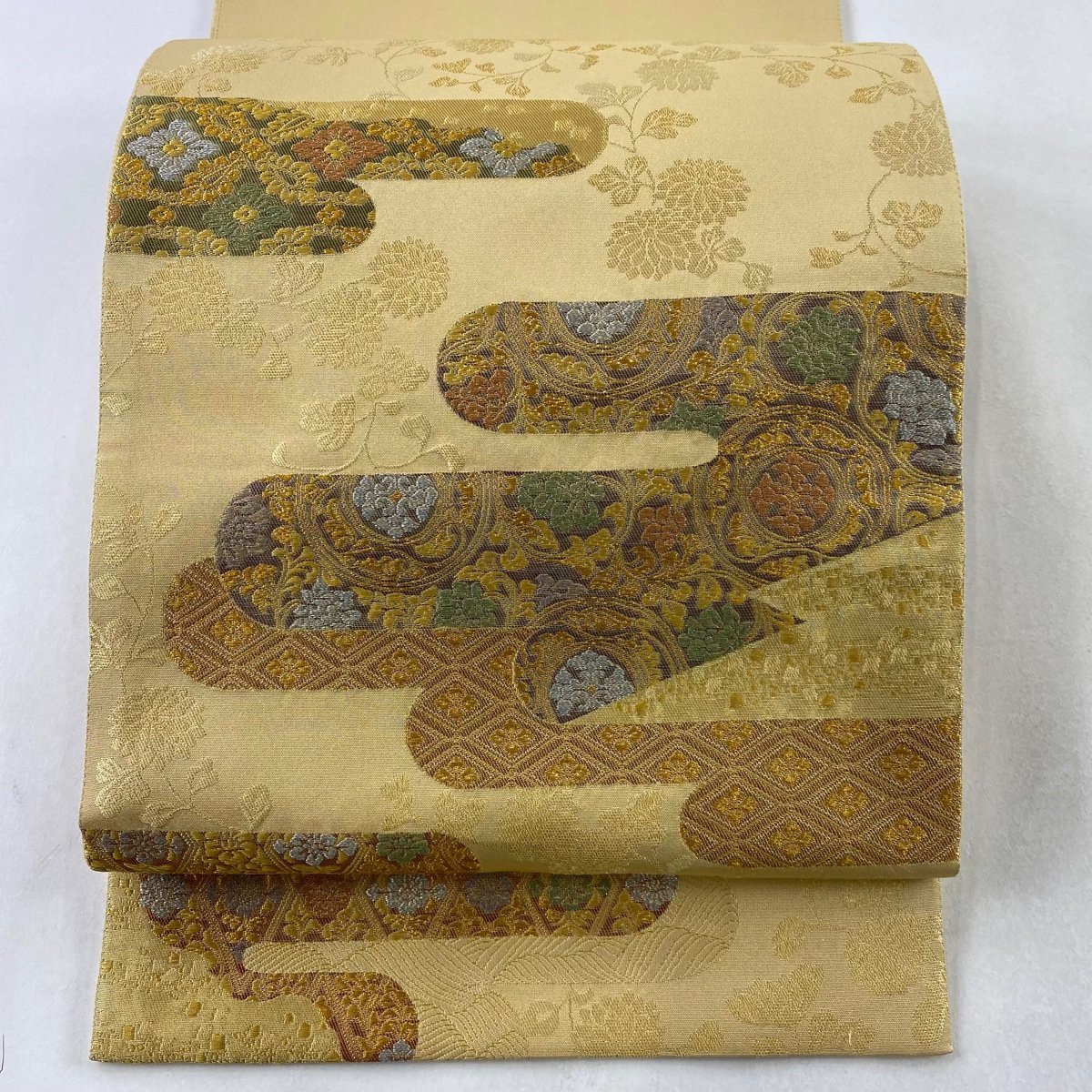 話題の行列 金銀糸 花唐草 ヱ霞 秀品 美品 袋帯 箔 【中古】 正絹 六通