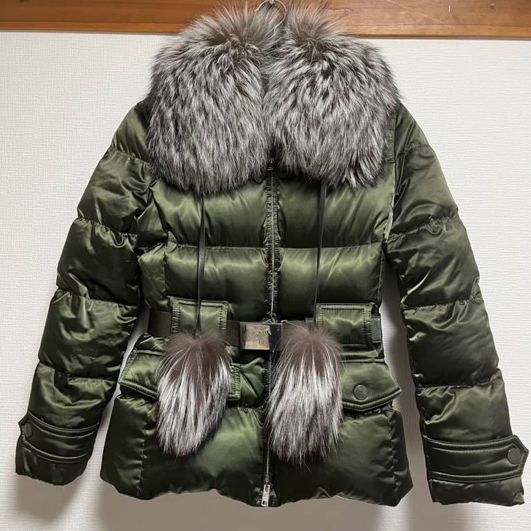 和風 PRADA プラダ カシミヤ混 コヨーテファー付き ニット ボレロ