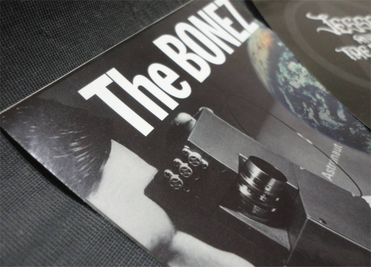 #THE BONEZ стикер 2 вид 2 листов The *bo-nz