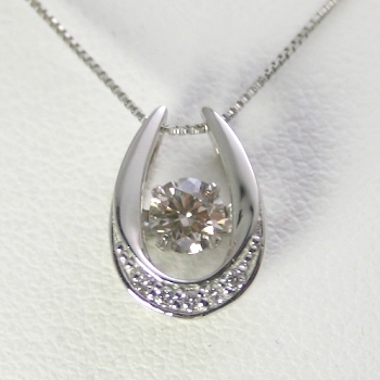 ダンシングストーン ダイヤモンド ネックレス 一粒 0.5ct 鑑定書付