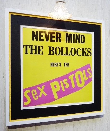 セックス・ピストルズ/レコジャケ・ポスター 額付き/Sex Pistols/Never Mind/パンク ロック/ピストルズ/Punk Rock Icon/Framed Pistols_画像1