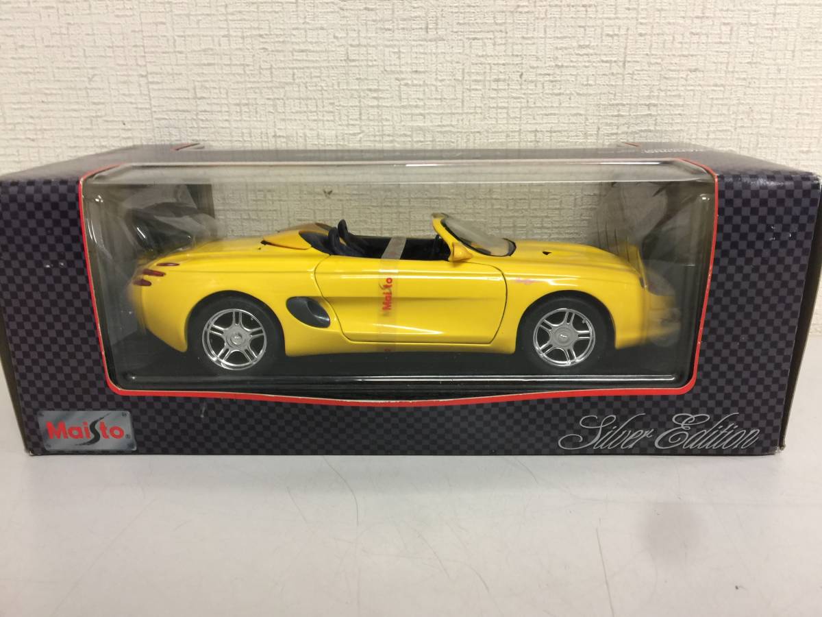 Maisto　マイスト　ミニカー　MUSTANG MACH Ⅲ　ムスタング　Silver Eduition　1/18　未使用　車　自動車　　　　　B2.1_画像5