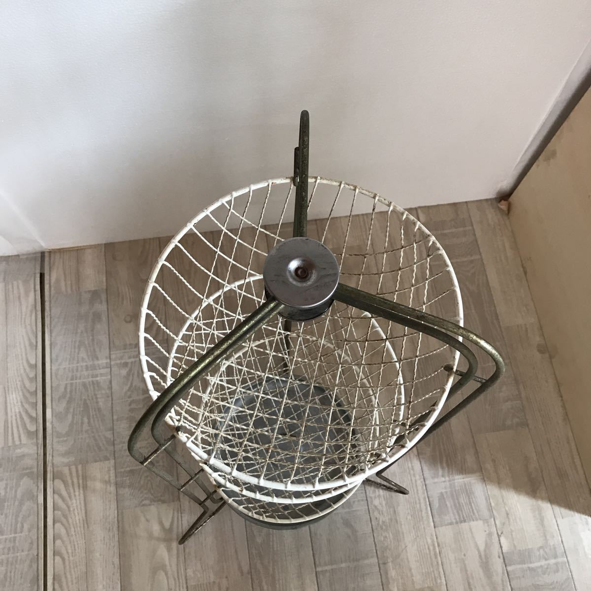 昭和レトロ 3段ワイヤーラック アイアン什器古家具アンティーク 工業系 ...