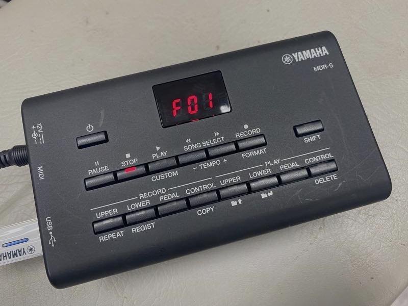 中古 ◆ YAMAHA MDR-5 ◆ ヤマハ ELシリーズ専用ミュージックデータレコーダー ♪ 箱、付属品ありの画像2