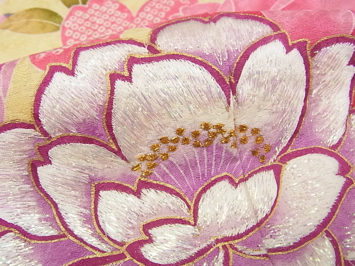 平和屋■極上　振袖　刺繍　花に簪　暈し染め　金通し地　逸品s7943