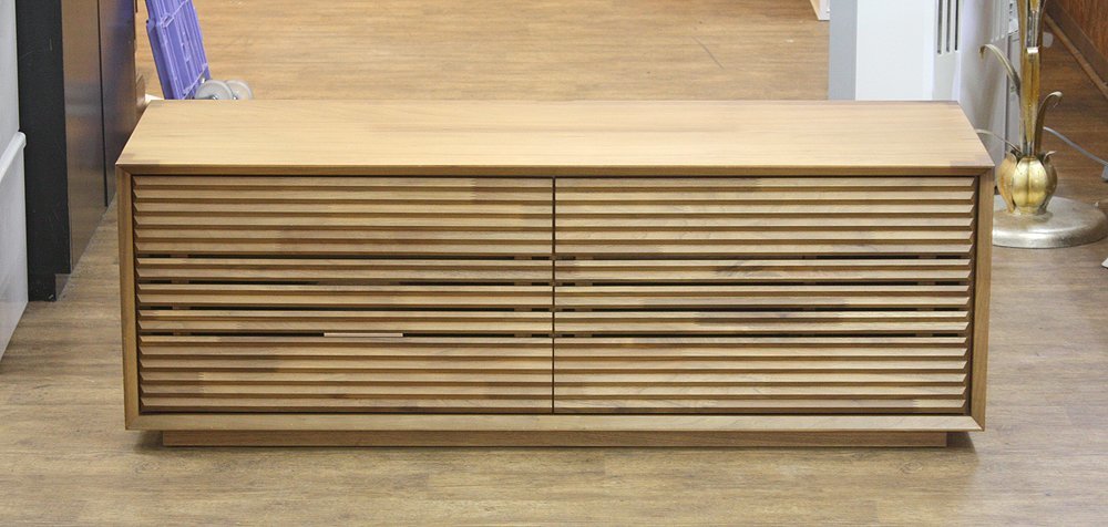 在庫処分大特価!!】 札幌発!! Karimoku/カリモク QT40シリーズ テレビ