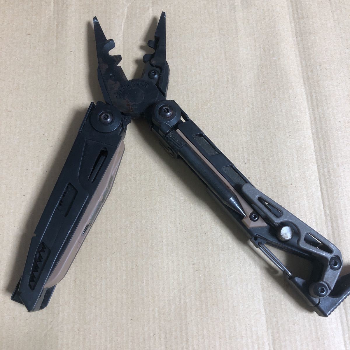 LEATHERMAN MUTの画像1