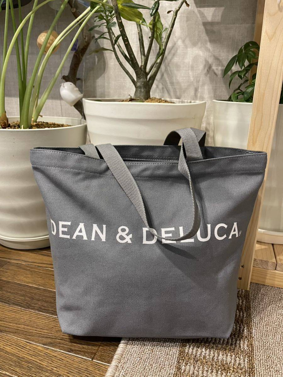 大人気 DEAN&DELUCA （ディーン・アンド・デルーカ）グレー ロゴ