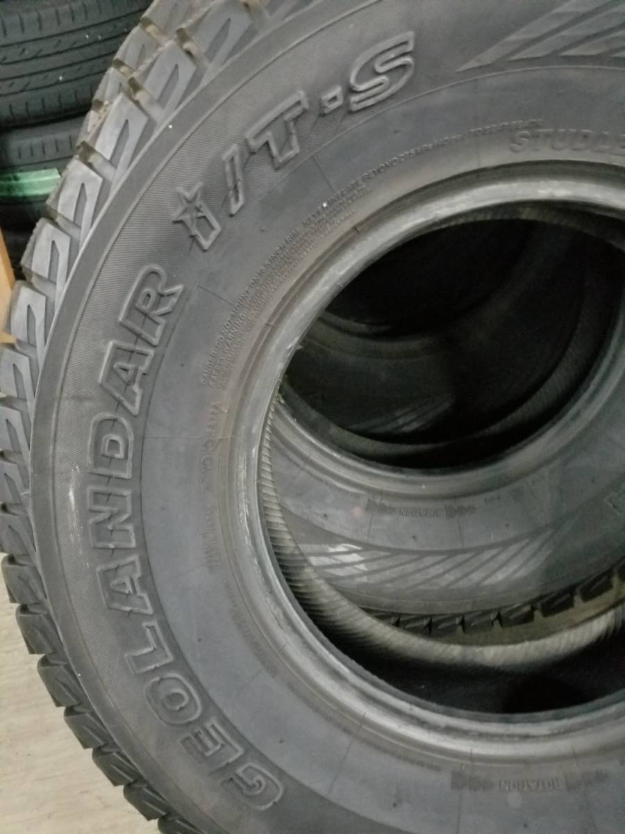 YOKOHAMA GEOLANDAR スタッドレスタイヤ 275/70R16 4本セット