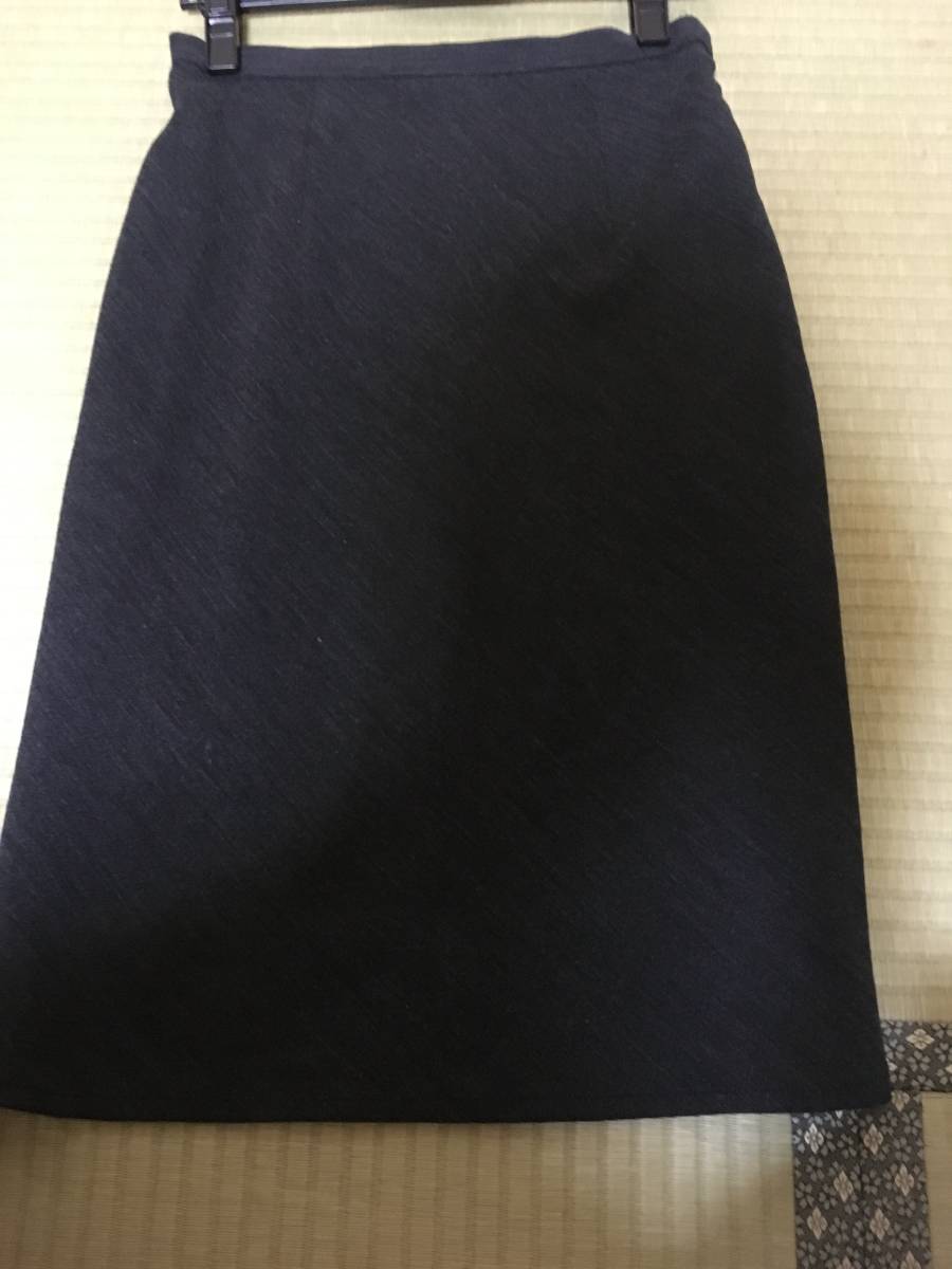 美品・MULTI　MIX・裾レース付き・スカート・黒色・サイズ9・300円_画像1