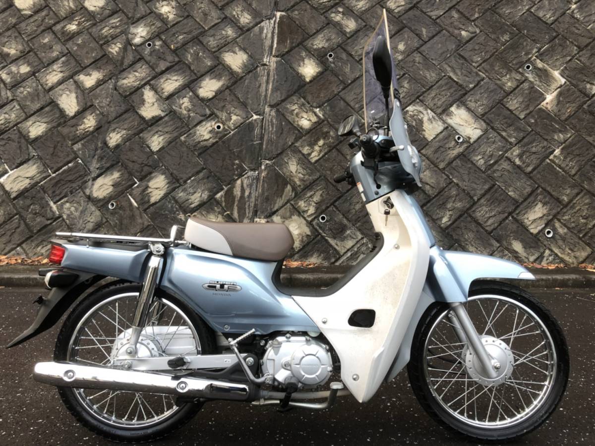 Каб 110. Honda Cub 110. Honda super Cub 110 СС EFI. Honda super Cub мотор. Honda super Cub шильда.