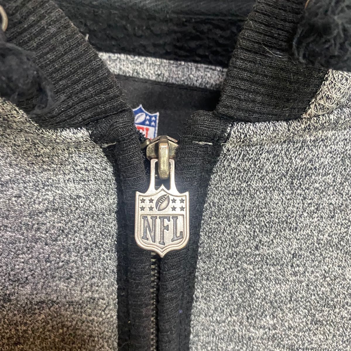 NFL ニューイングランドペイトリオッツ　フルジップパーカージャケット　ビックロゴ