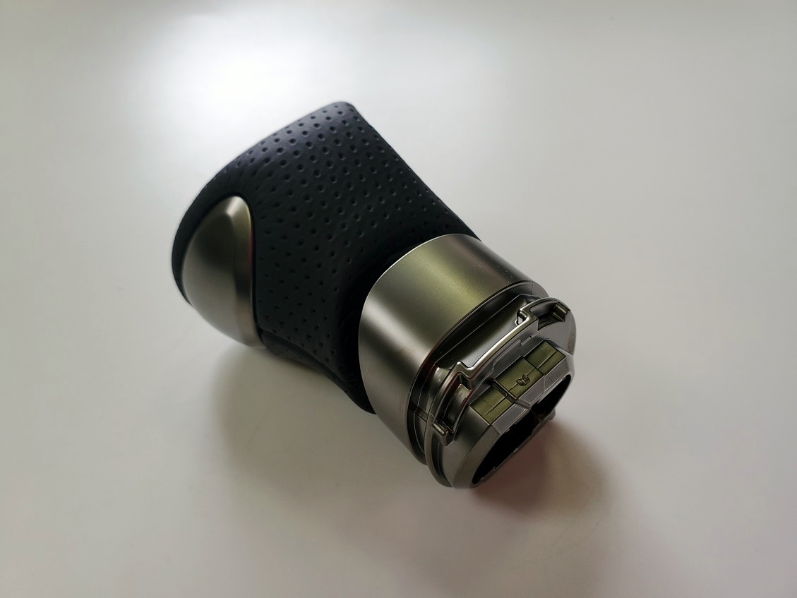 税込】 70系カムリに レクサスES UX Fスポーツ純正シフトノブ シフト