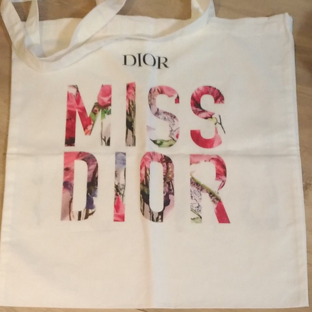 Dior ミスディオール ロゴ トートバッグ エコバッグ 限定 Dior ミスディオール ロゴ トートバッグ エコバッグ 限定