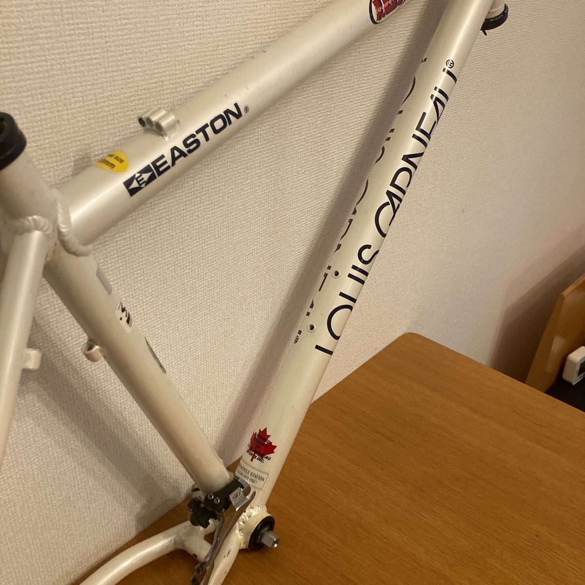 Yahoo!オークション - 軽量 EASTON ULTRA LITE LOUIS GARNEAU 26 Yahoo!オークション - 軽量 EASTON ULTRA LITE LOUIS GARNEAU 26