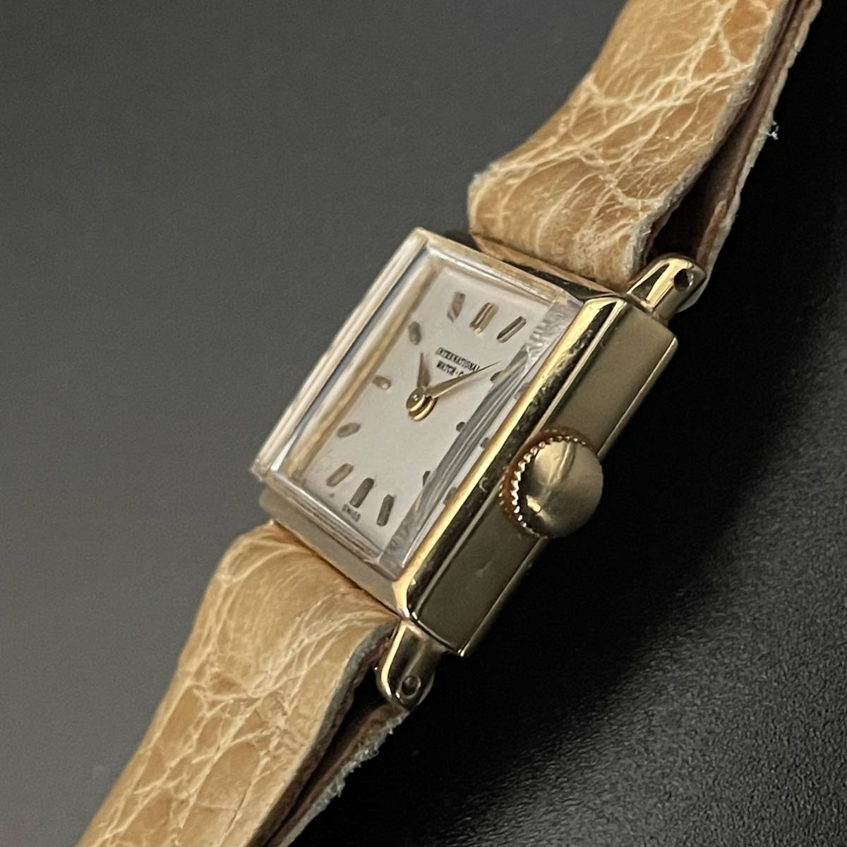 ◎IWC シャフハウゼン 18K 金無垢 動作良好 女性用 レディース腕時計