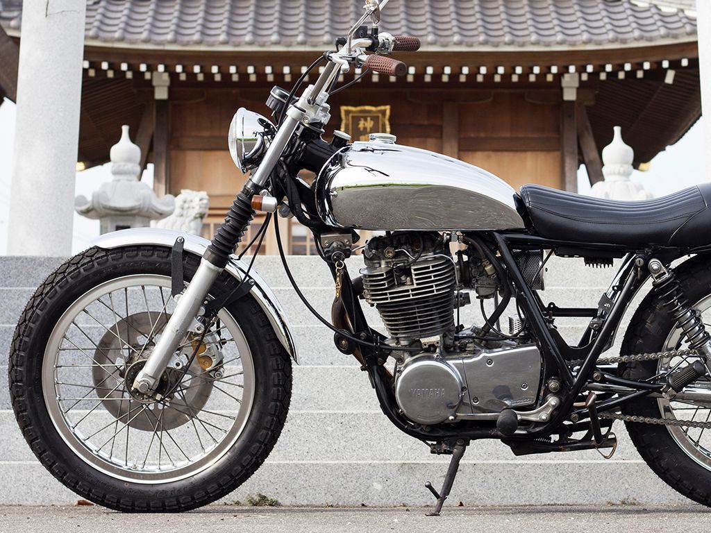 Motor rock ボンネビルタンク sr400-