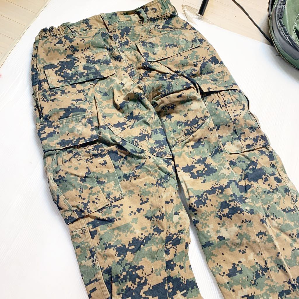 米軍放出品 USMC 海兵隊 デジタルウッドランド迷彩 コンバットパンツ SーR 中古 ズボン v_画像3
