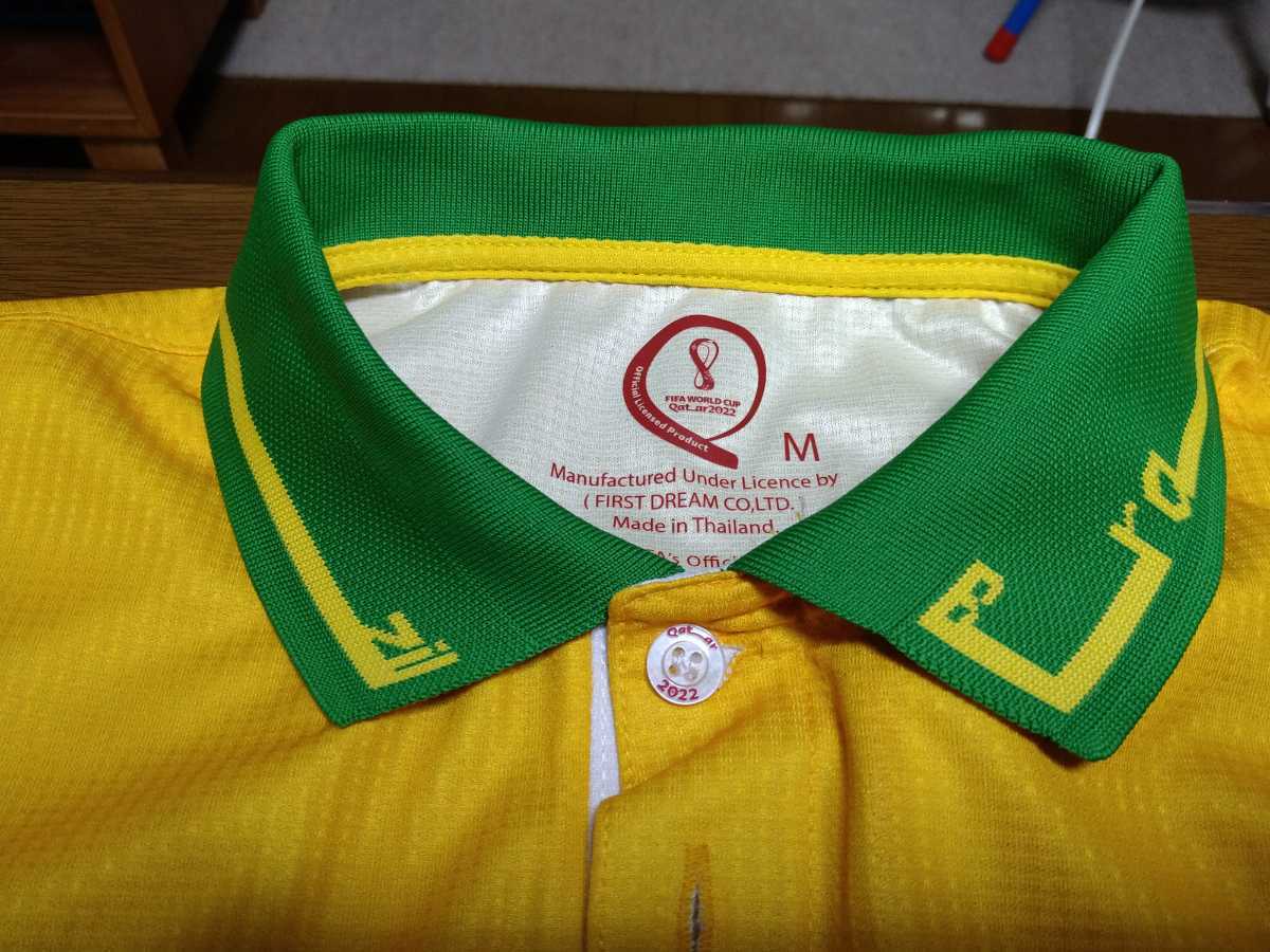 【新品未使用】2022年 サッカー FIFAカタールワールドカップ ブラジル代表ポロシャツSサイズ