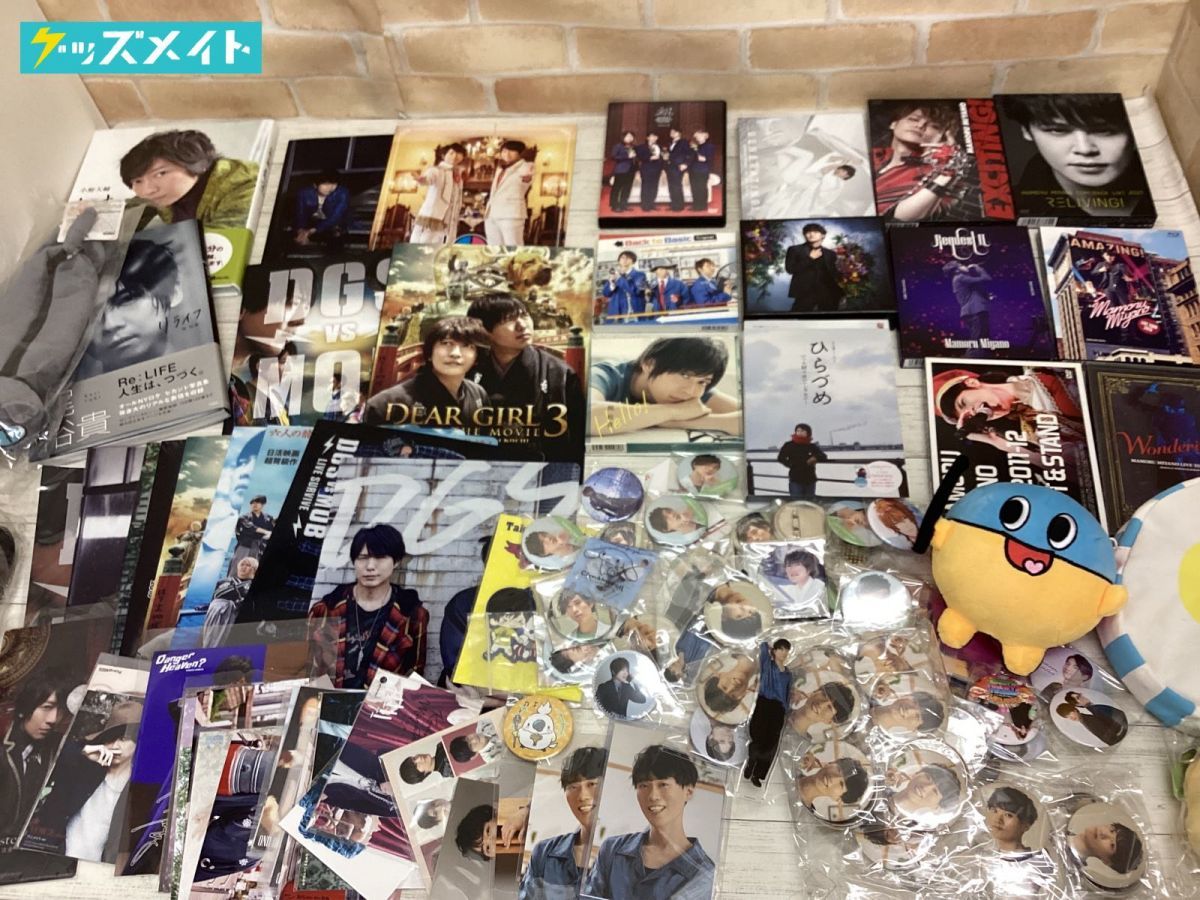 現状】 男性声優グッズまとめ売りDVD 写真集ブロマイド缶バッジ
