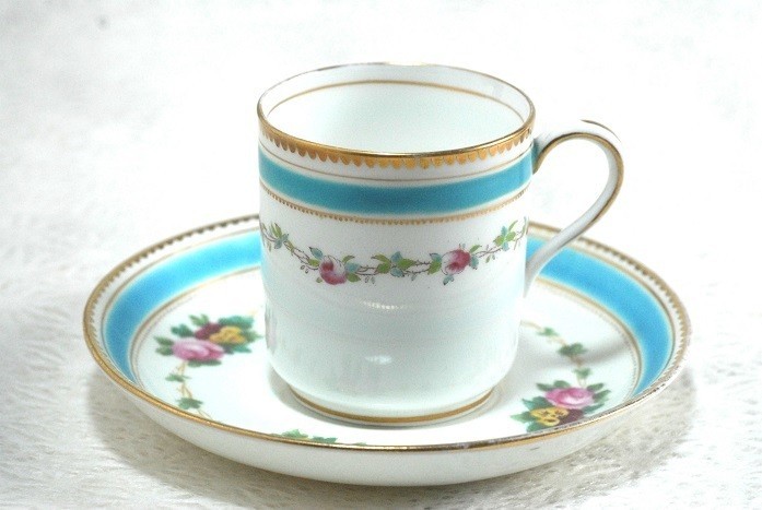 アンティーク　1872年　ミントン　美しいミントンブルーのカップ(l-56)【郵パック発送　送料無料】