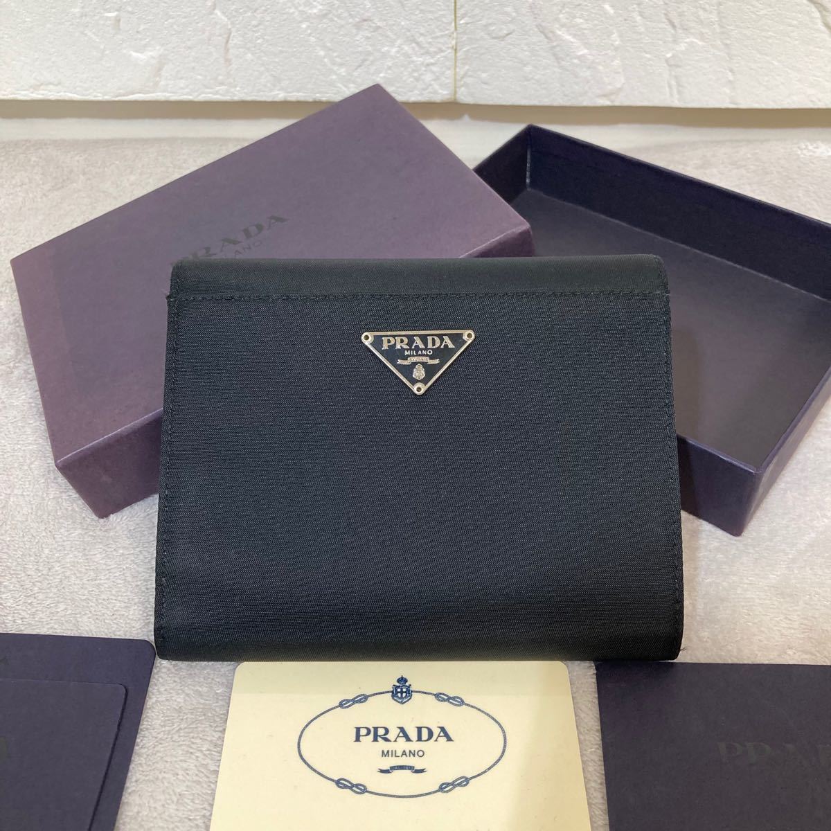 新品・未使用 PRADA プラダ 折り財布 コインケース 箱付き ナイロン