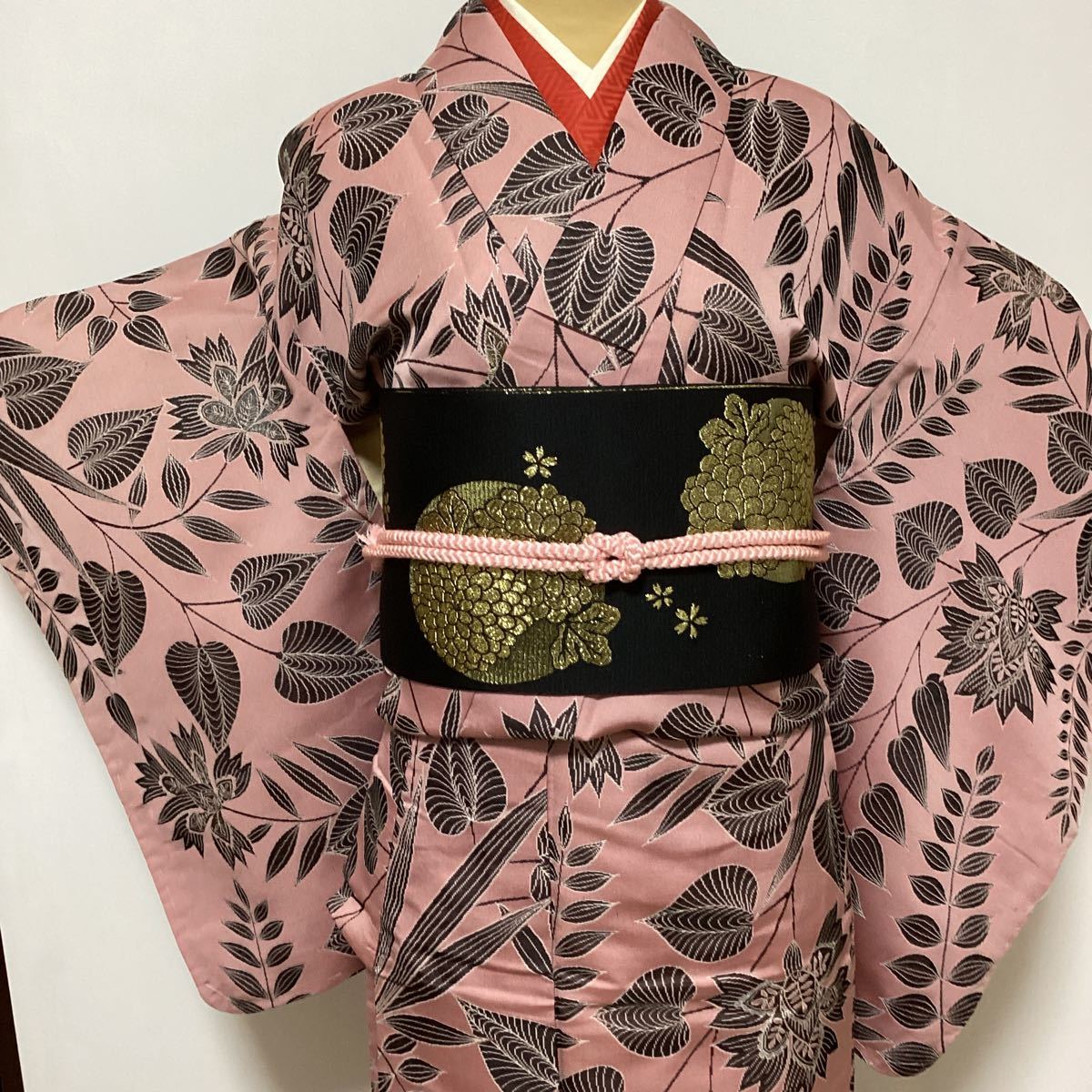 定番のお歳暮 やんやん6922 昭和アンティーク 貴重な 丈長め マジョリカお召 濃い桃色に 躾付きの長期保管品 マジョリカ風 少ラメ説明あり TN.20 アンティーク着物 定番のお歳暮 やんやん6922 昭和アンティーク 貴重な 丈長め マジョリカお召 濃い桃色に 躾付きの長期保管品 マジョリカ風 少ラメ説明あり TN.20 アンティーク着物
