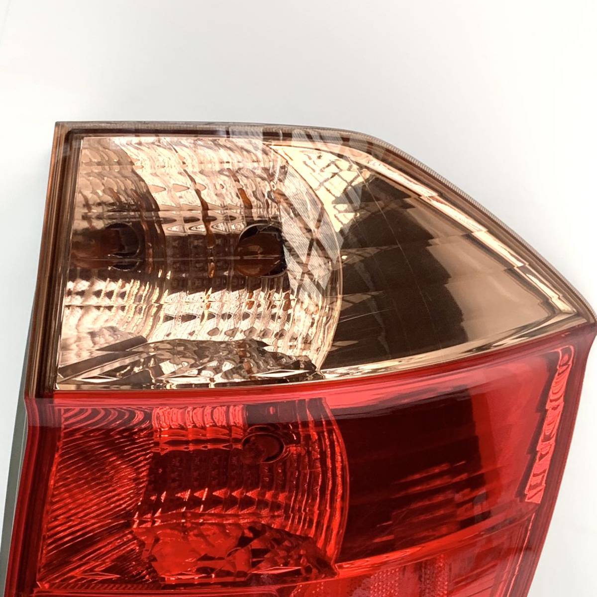 [ free shipping ] Edix BE8 BE3 right tail lamp tail light ICHIKOH 4990 BE1 BE2 BE4