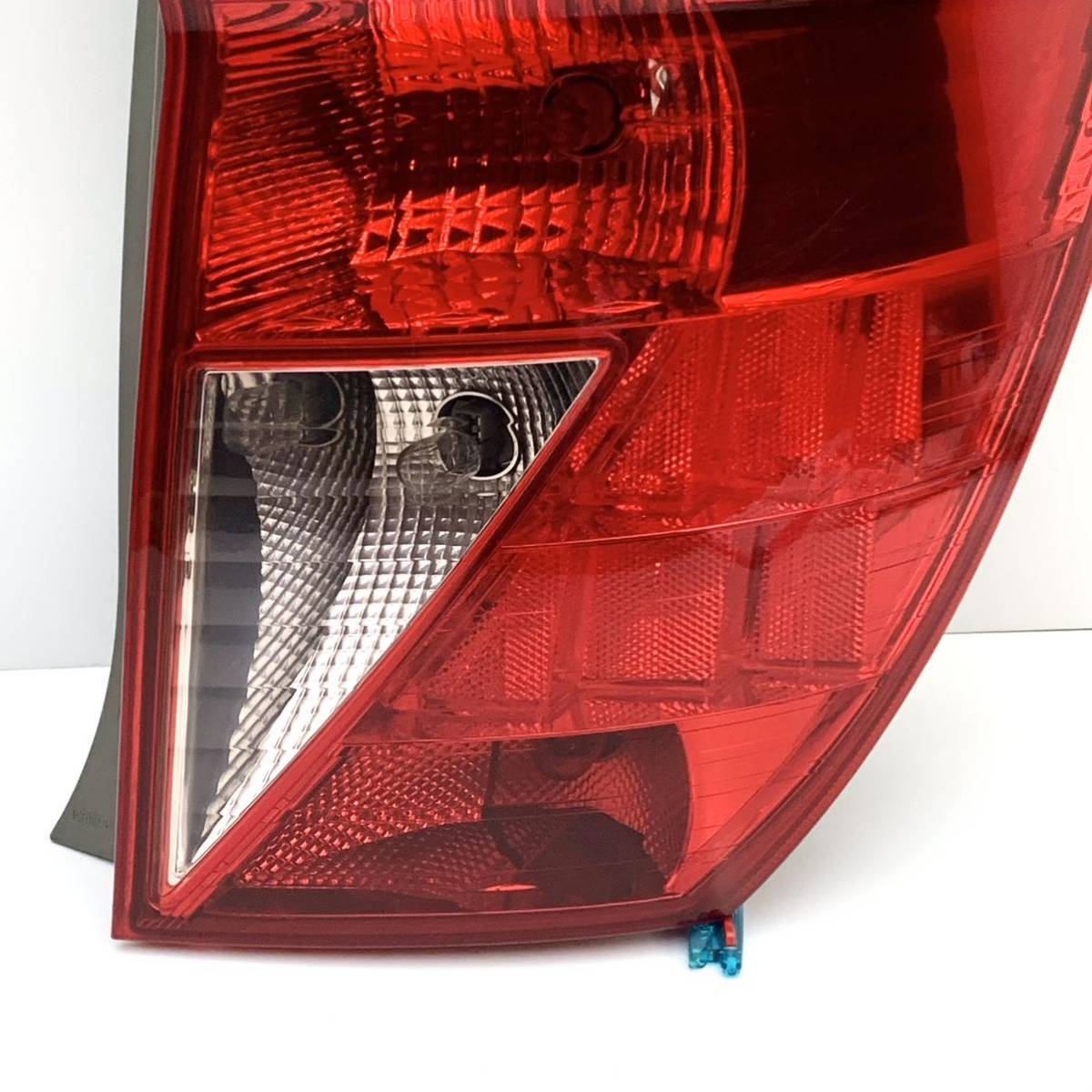 [ free shipping ] Edix BE8 BE3 right tail lamp tail light ICHIKOH 4990 BE1 BE2 BE4