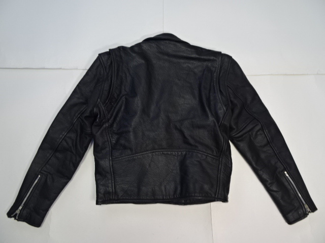 一部予約販売中】 □1103□ECHTES 黒○ M LEDER○ライダース