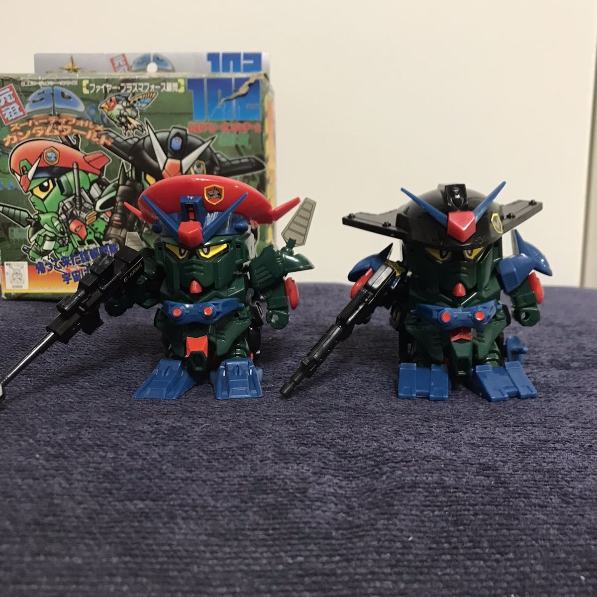 元祖SDガンダム ブラック&レッドベレーガンダム セット 元祖SDガンダム ブラック&レッドベレーガンダム セット