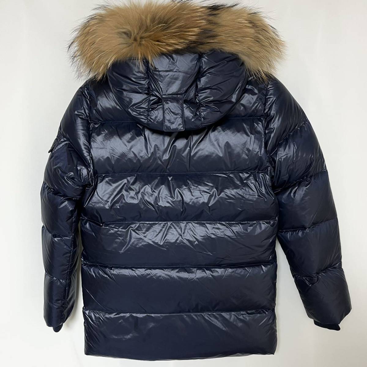 タグ付き未使用 PYRENEX ピレネックス AUTHENTIC SHINY DOWN タグ付き未使用 PYRENEX ピレネックス AUTHENTIC SHINY DOWN