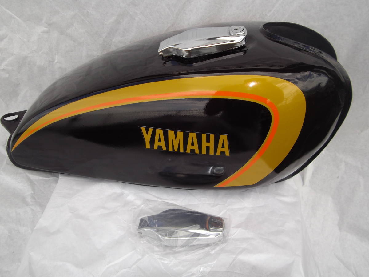 YAMAHA SR400 純正初期型復刻版タンク-
